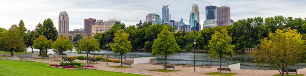 banner minneapolis park@2160